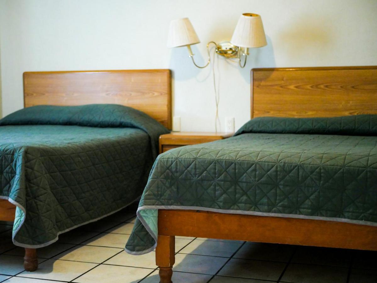 Río Verde Hotel La Huerta מראה חיצוני תמונה